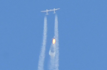 Billionaire Branson achieves space dream.jpg