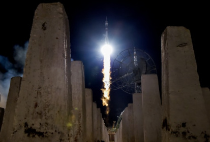 US renews space flights with Russia in rare cooperation.jpg