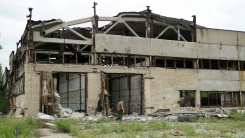 Ukraine recaptures more ground as Russia strikes back