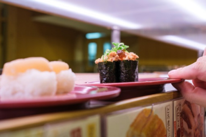 Three arrested in Japan for 'sushi terrorism' pranks.jpg