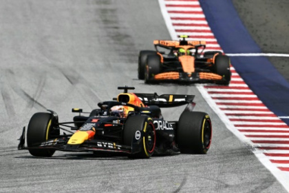 Verstappen hoping to avoid repeat of 2021 nightmare in duel with Norris.jpg