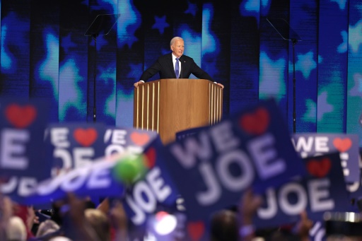 Biden wins huge convention ovation as Democrats bid farewell