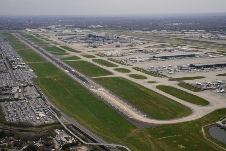 Heathrow unveils £49 bn expansion plan for third runway