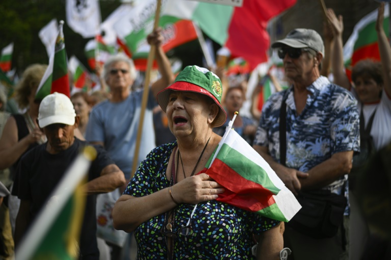 Bulgaria becomes 21st member to adopt euro after EU green light