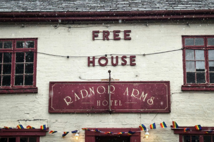Villagers came together to save the Radnor Arms, but many other beloved locals across the UK face serious headwinds - Daniel MATTHEWS (AFP)
