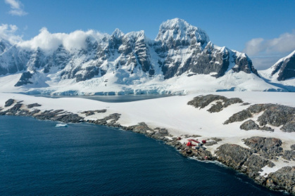 The white continent is melting: Researchers are sounding the alarm about the threats to Antarctica - Jose Jorquera (AFP)