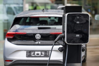 European automakers say the EU's push for electric vehicles 'is too rigid to produce success' - Jonathan NACKSTRAND (AFP)