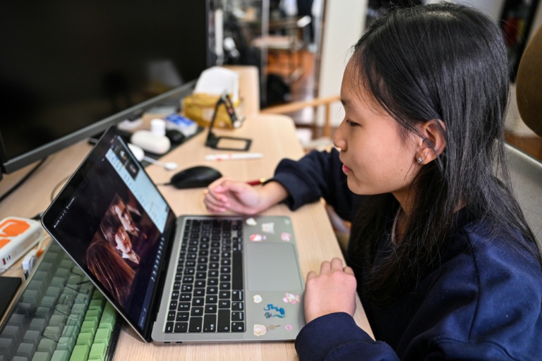 Chinese homeschool students embrace freer youth in cutthroat market
