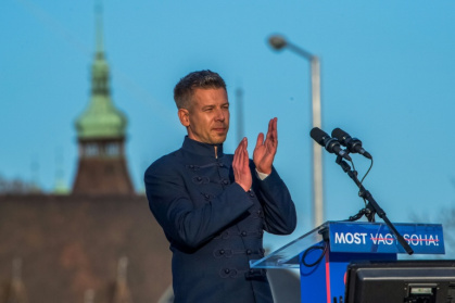 Former government insider Peter Magyar has vowed to dismantle rival Viktor Orban's political system - Ferenc ISZA (AFP)